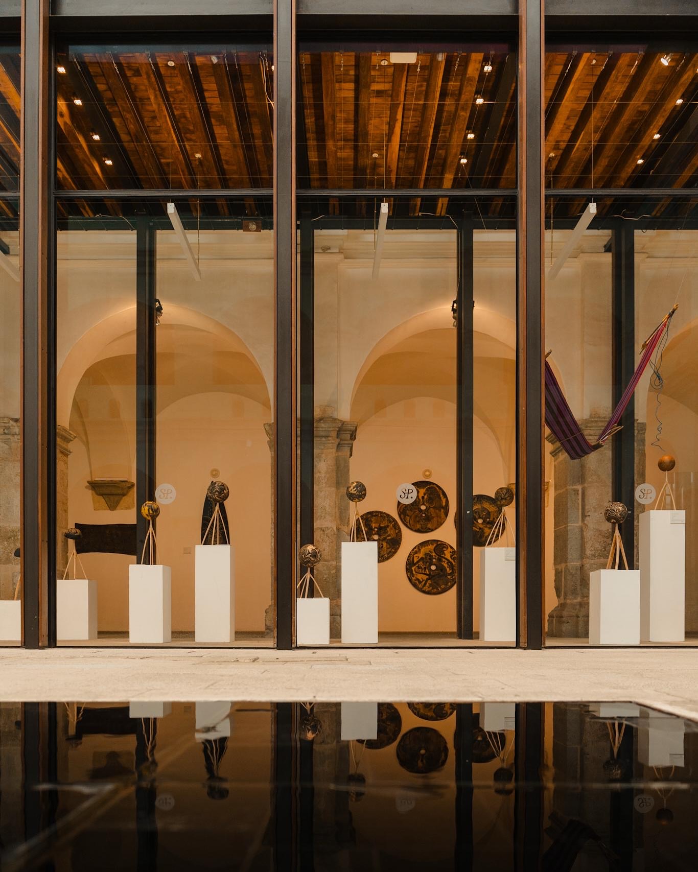 Centro Cultural San Pablo: Vigas de madera en el Centro Cultural San Pablo